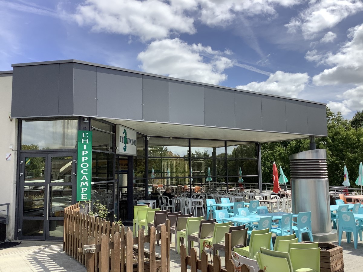 Réhabilitation du centre aquatique de CessonSevigné (35) FGECO